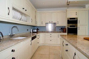 Milton Alabaster, Codicote, Hertfordshire, Painted Kitchen, Traditional Kitchen