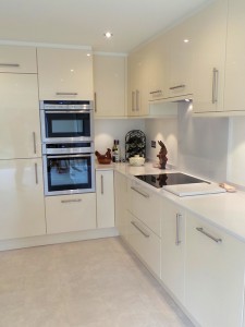 Avant Ivory, St. Albans, Hertfordshire, Contemporary Kitchen, Fitted Kitchen