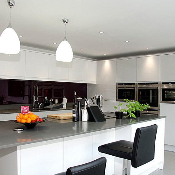 Remo Dove White, Digswell, Hertfordshire, Contemporary Kitchen