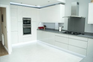 Remo White, Stotfold, Hertfordshire, Contemporary Kitchen