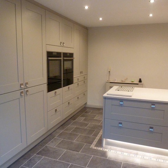 Broadoak Stone, Welwyn Garden City, Hertfordshire, Contemporary Painted Kitchen