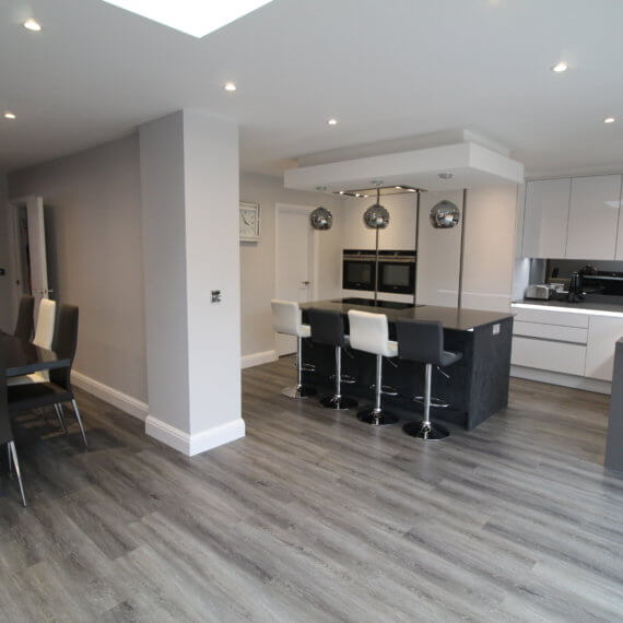 White Gloss and Graphite Kitchen