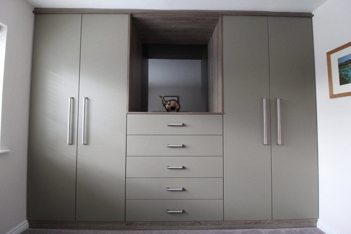 Bespoke Wardrobe and Dresser Unit - Stevenage, Hertfordshire