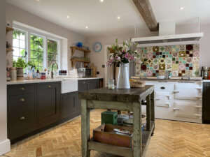 1909 In-Frame Kitchen