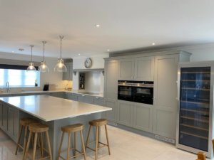Mornington Silver Grey Kitchen with marbled quartz worktop