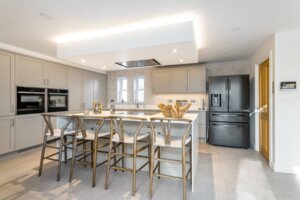 Shaker Stone Kitchen with Quartz Calcatta Maximus Worktop