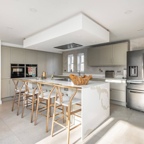 Shaker Stone Kitchen with Quartz Calcatta Maximus Worktop