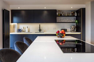 Quartz Worktop and Neff Venting Hob